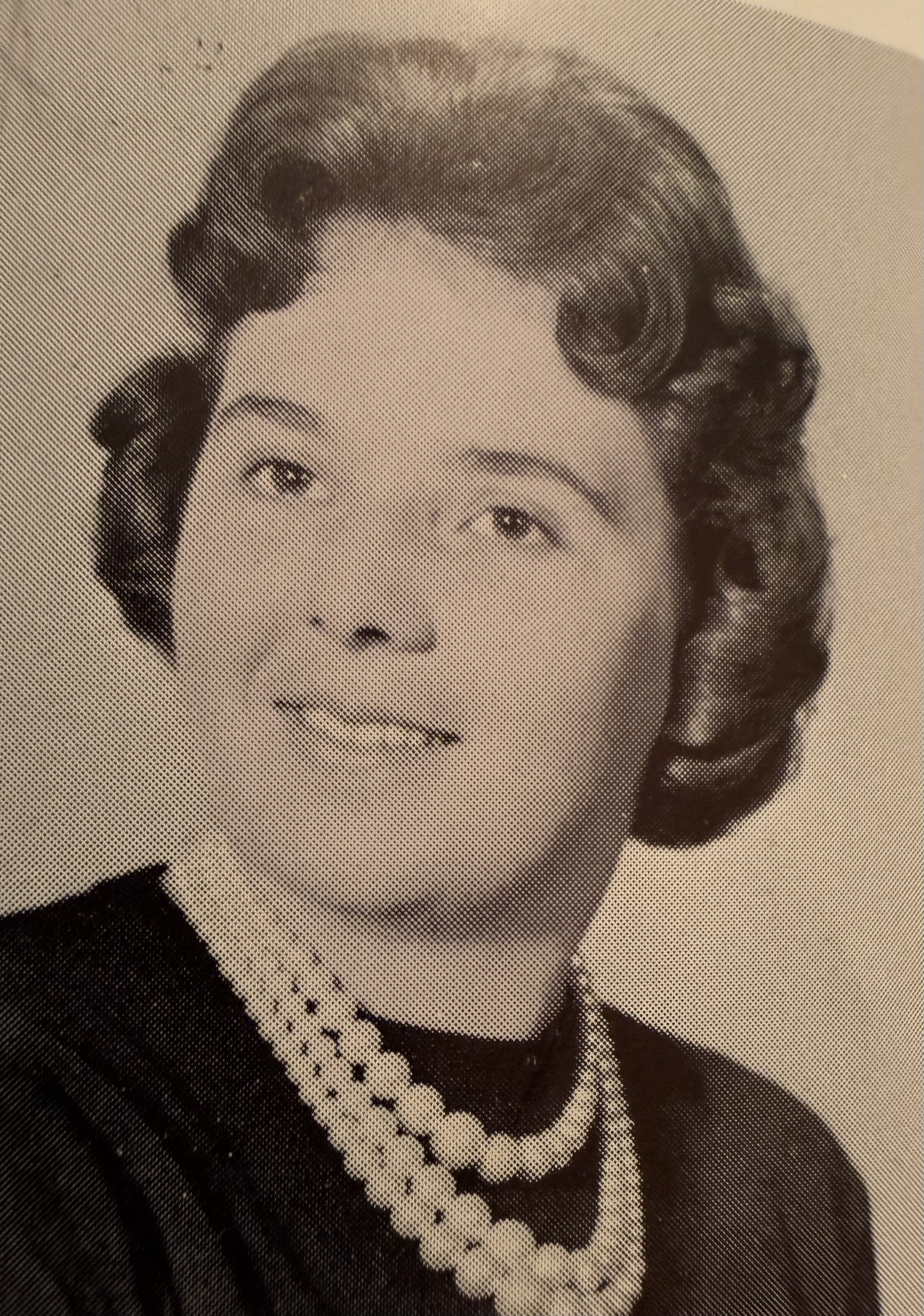 Portrait of Vyrl Lynch Cunningham