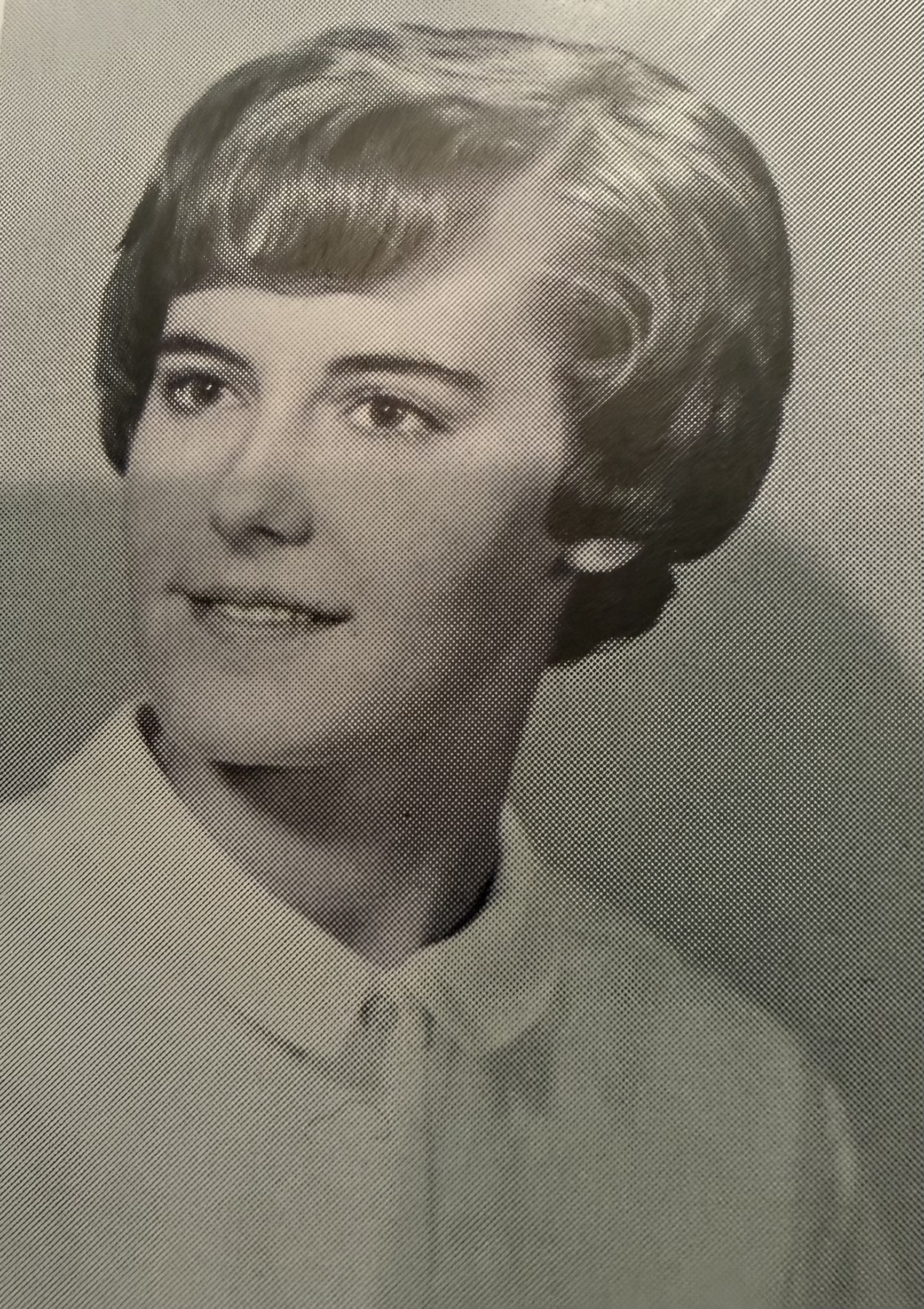 Portrait of Mary Jo Renwick Beckett