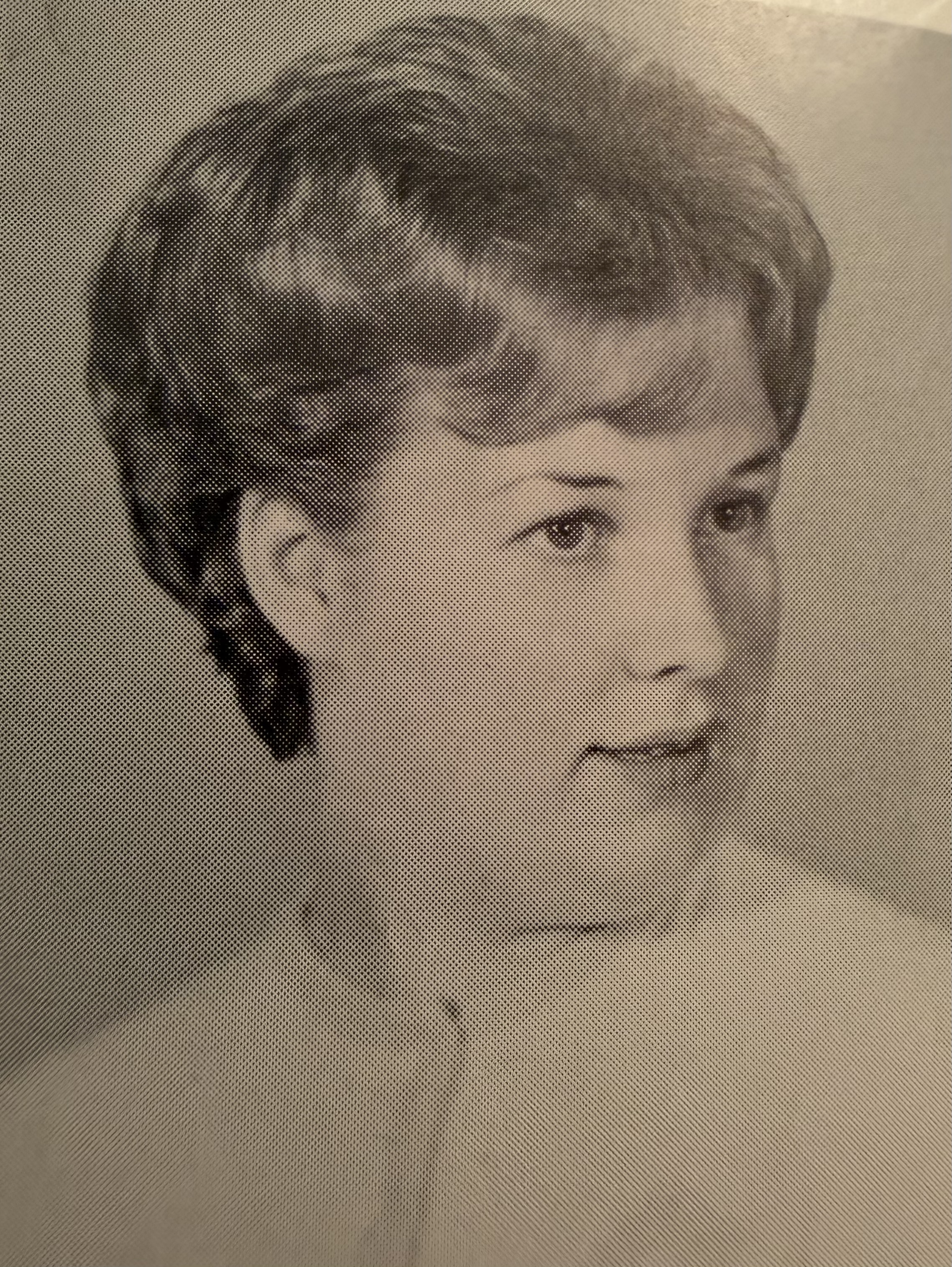 Portrait of Lynn Divelbiss Balego